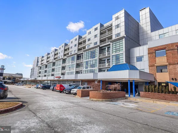 2702 Lighthouse Point E #720, Baltimore, MD 21224