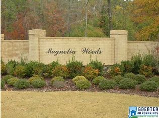 1512 Oak Leaf Trl, Vestavia, AL 35243