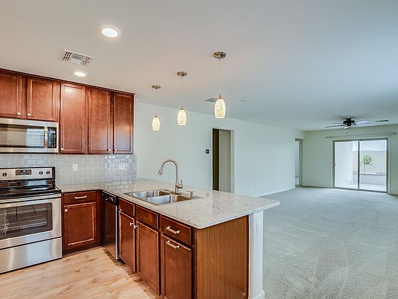 3rd image of 36936 N Yellowstone Dr