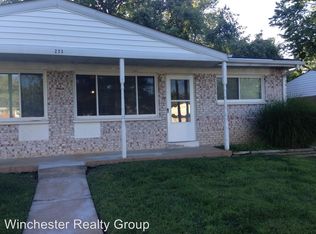 233 Solon Dr APT D, Ballwin, MO 63021