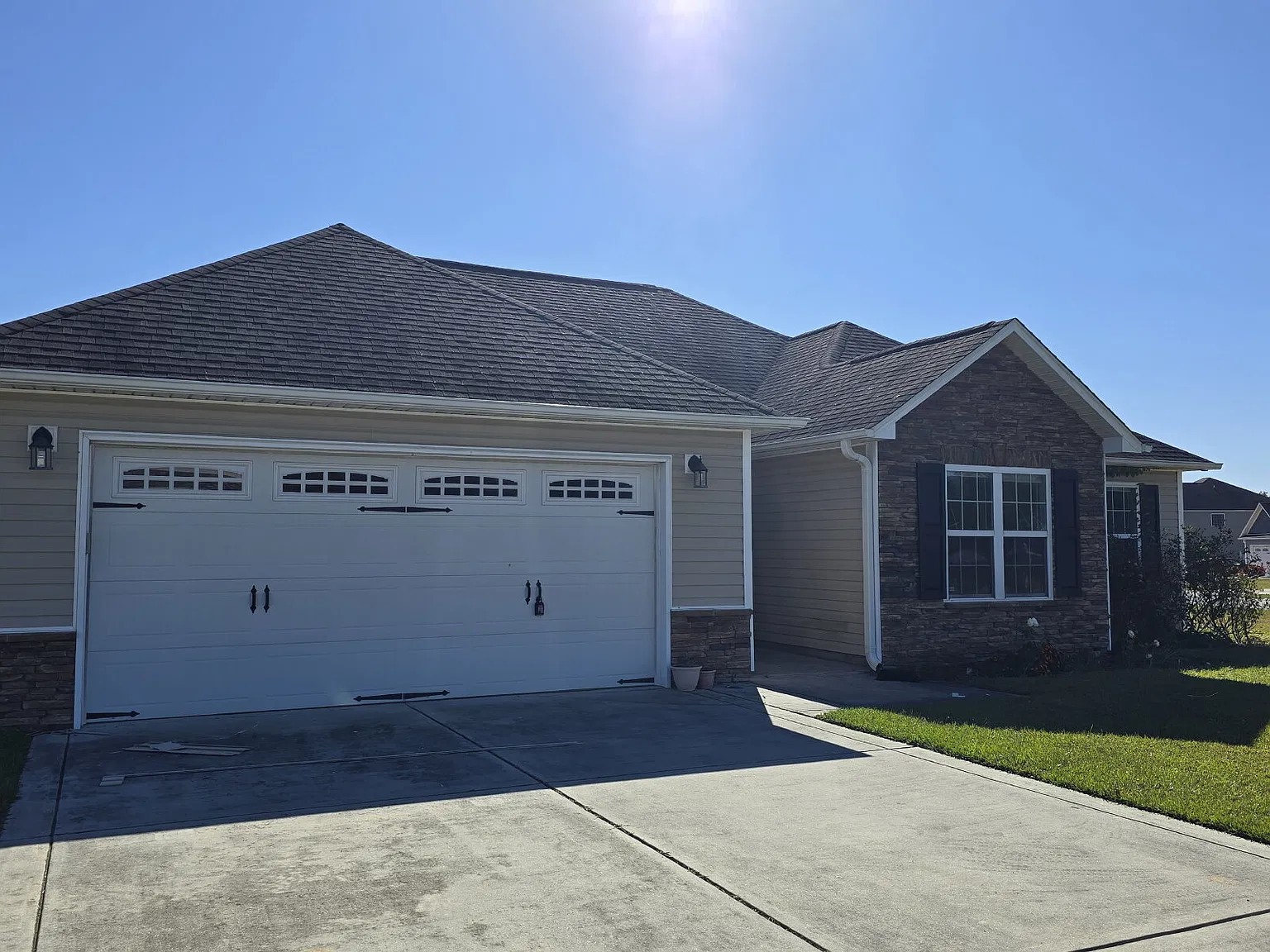 3 bed, 2.0 bath, $1,980 — Photo 2