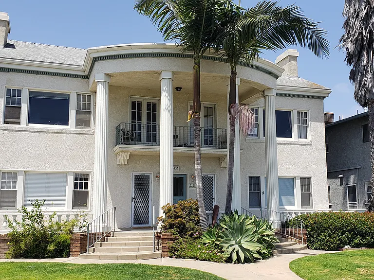 3433 E Ocean Blvd — Photo 1