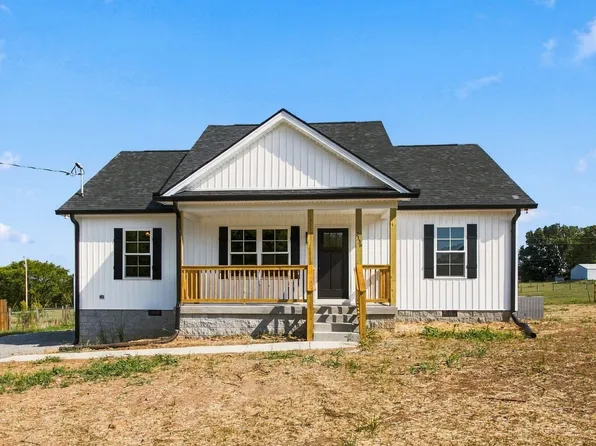 2339 Claude Fox Rd, Cornersville, TN 37047