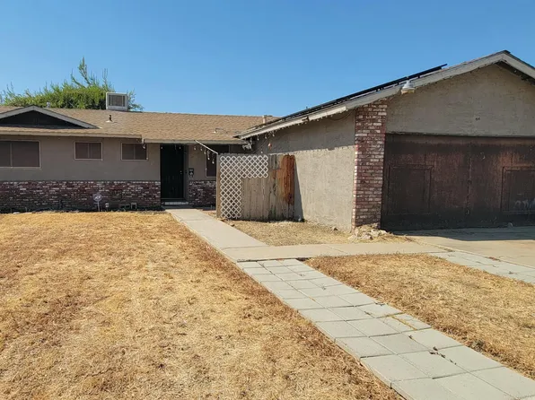 673 E Lakeview Avenue, Woodlake, CA 93286