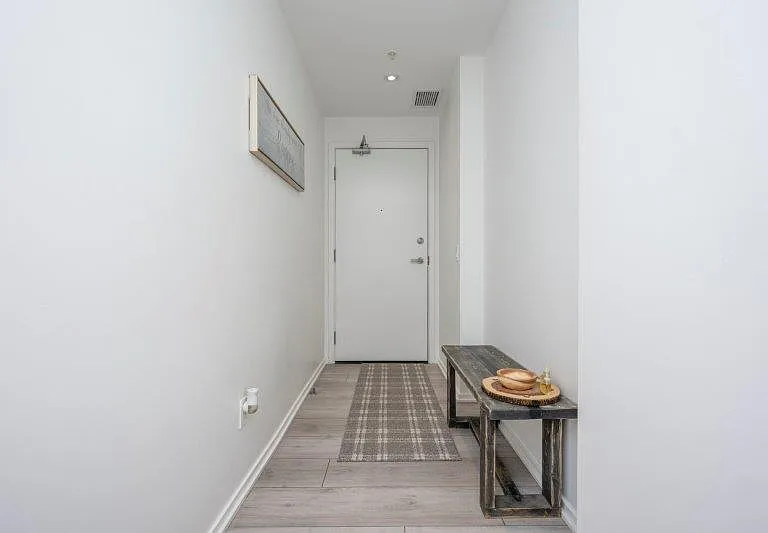 615 6th Ave SE #710 — Photo 17