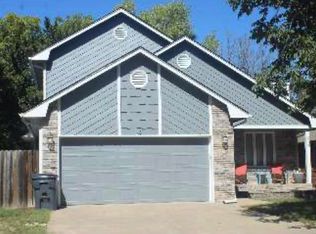 2414 S Yellowstone Ct, Wichita, KS 67215