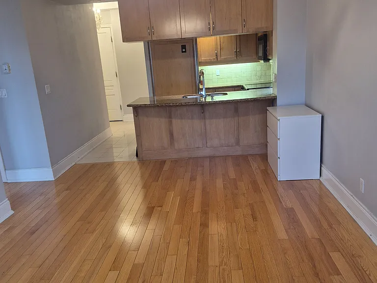 10 Bellair St #401 — Photo 6