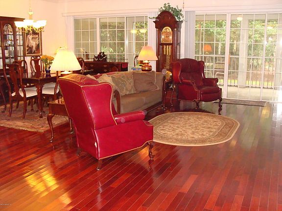 2nd image of 310 N Shore Cir Unit 713