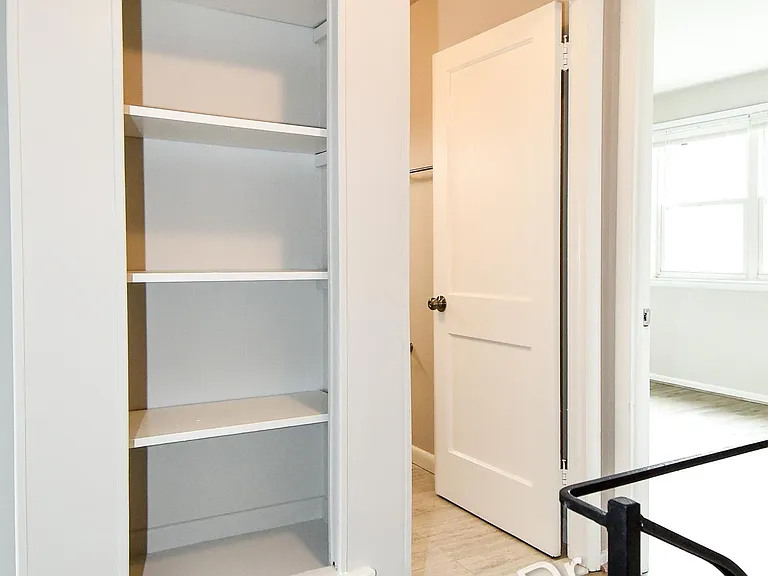 2814 Hinsdale Dr — Photo 16
