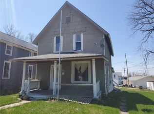 482 18th St, Marion, IA 52302