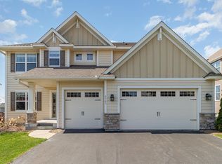 2725 Fieldstone Dr, Victoria, MN 55386