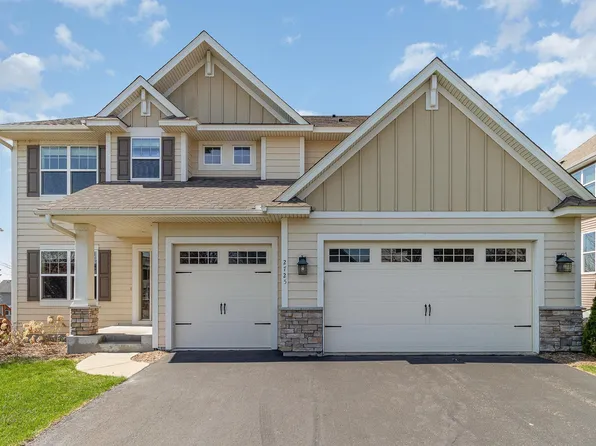 2725 Fieldstone Dr, Victoria, MN 55386