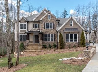 9423 Island Point Rd, Charlotte, NC 28278