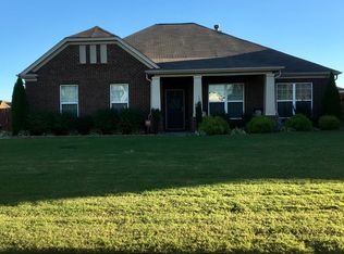 1012 Abberley Cir, Hendersonville, TN 37075
