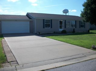 223 Rivers Edge Dr, Moscow Mills, MO 63362