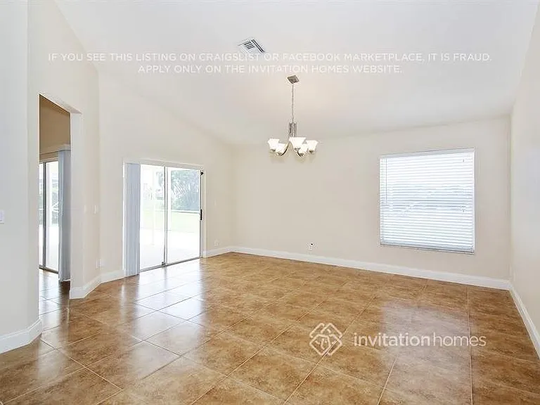 12132 Quilting Ln — Photo 4