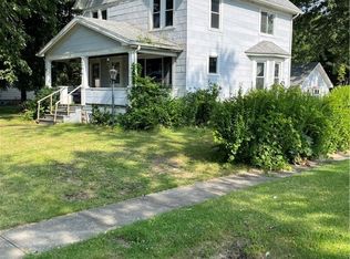 254 Salem St, Conneaut, OH 44030