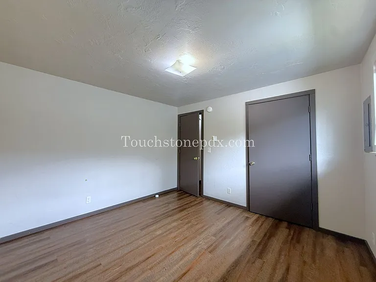 403 S Ivy St — Photo 16