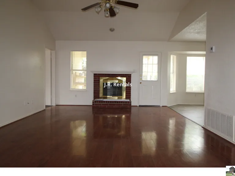 3615 Coral Bay Ln — Photo 61