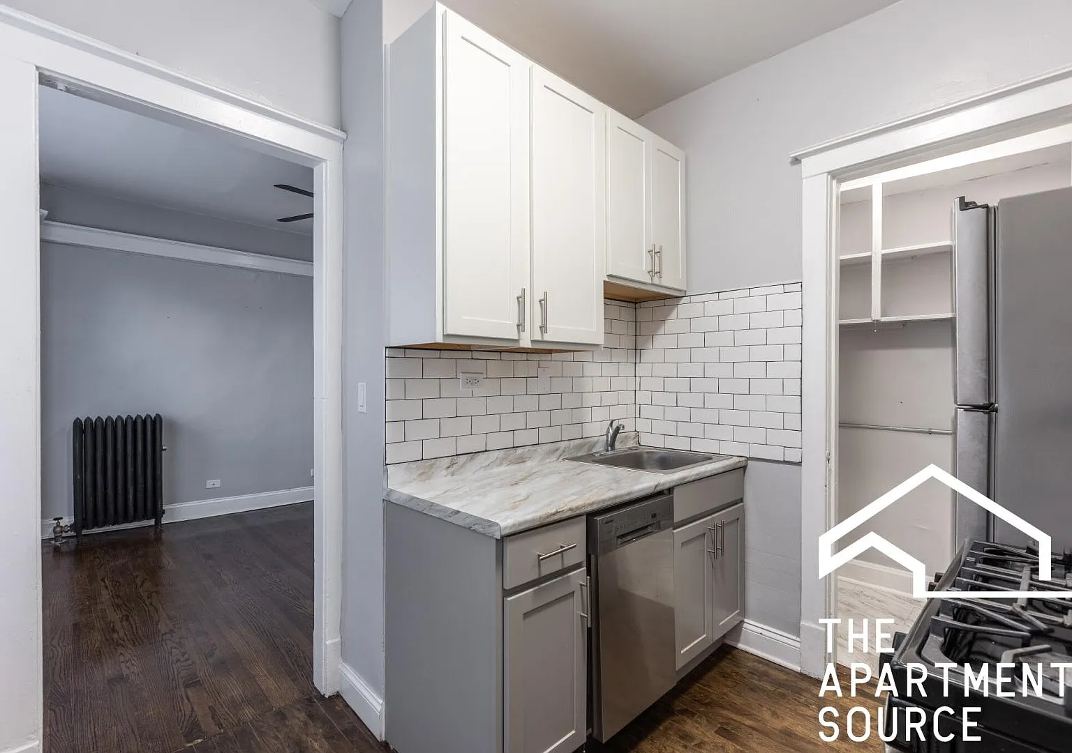 6257 North Lakewood Avenue #1 — Photo 4