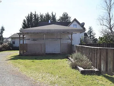 N Baxter St — Photo 20