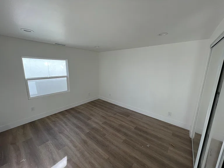 4568 W Rosamond Blvd #20 — Photo 15