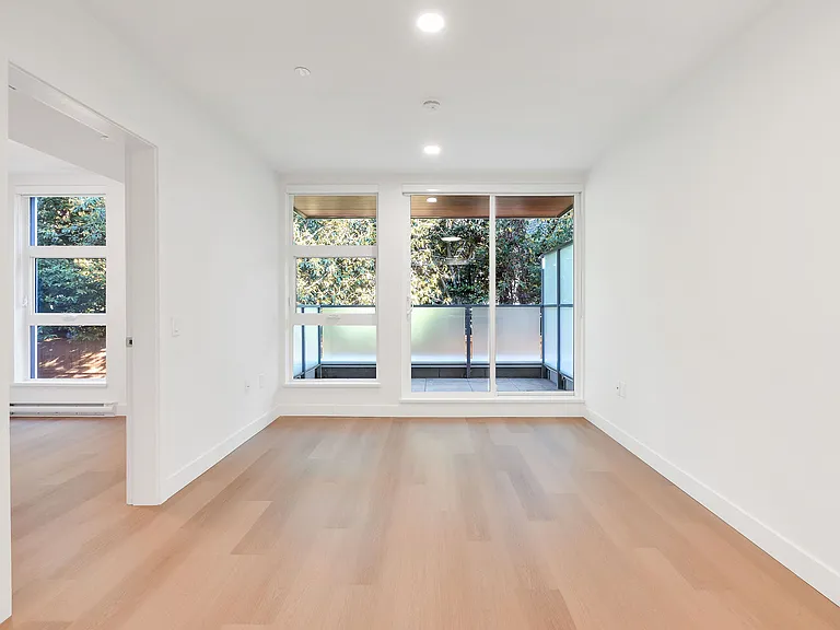 1490 W 32nd Ave — Photo 15