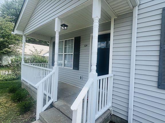 3rd image of 129 Mount Leo Heights St