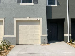 1249 Yellow Finch Dr, Davenport, FL 33837