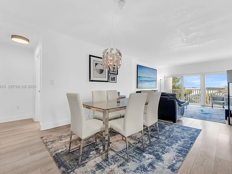 300 Bayview Dr #214 — Photo 17