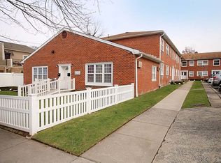 17 Sheraden Ave, Staten Island, NY 10314