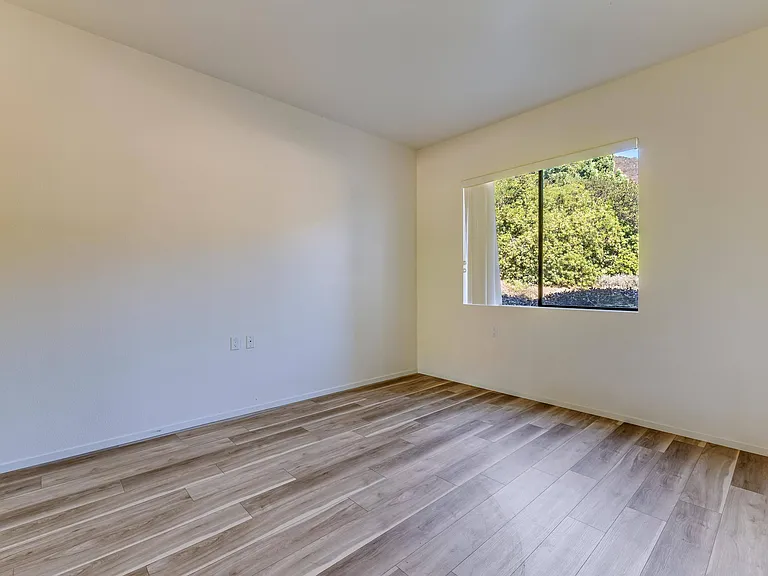 Legacy Hills at Poway 55+ — Photo 15