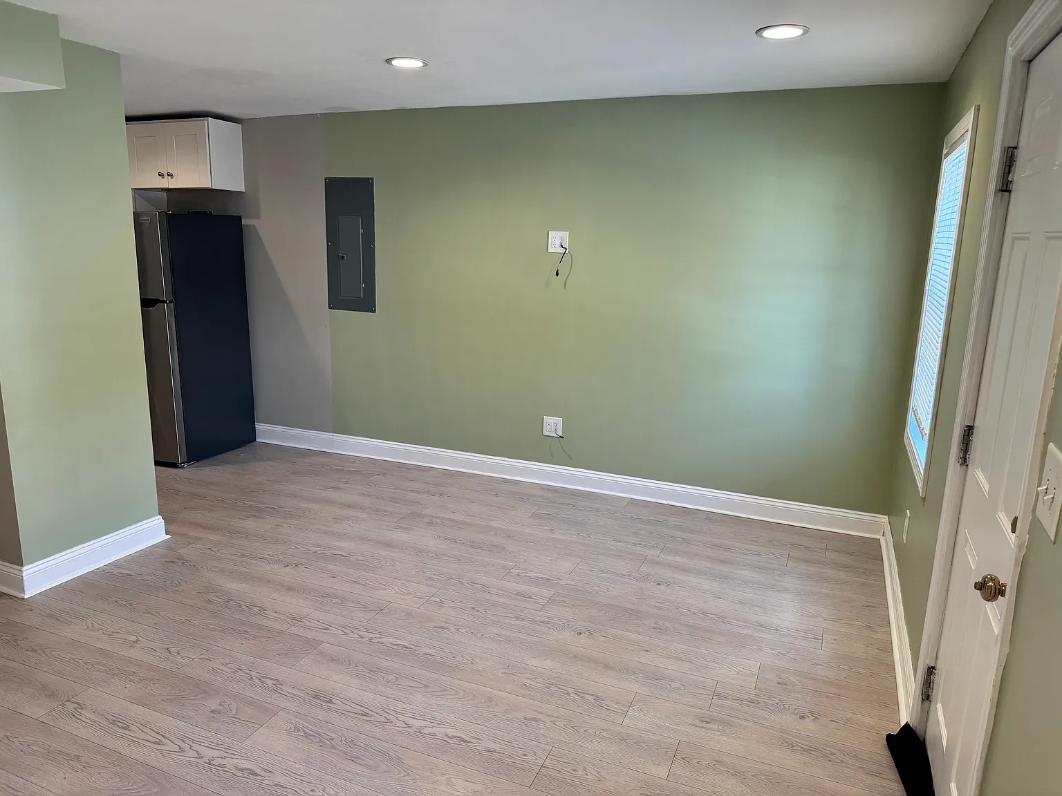 1 bed, 750 sqft, $2,100 — Photo 3