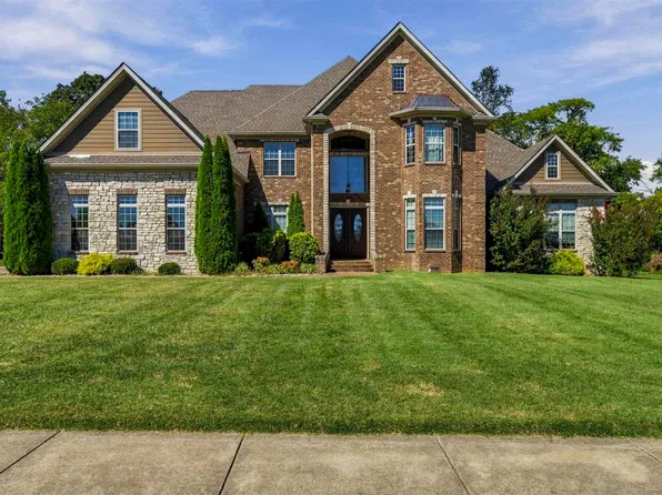389 Mount Everest Way, Bowling Green, KY 42104