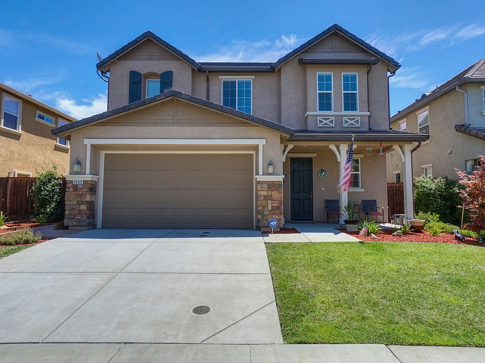 1st image of 2453 Kinsella Way