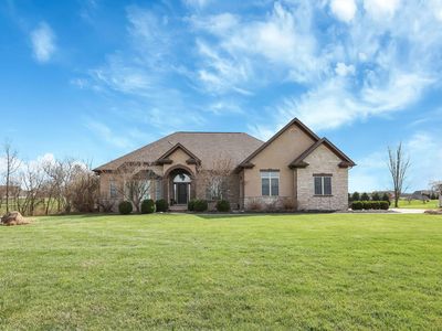 1577 Winding Oak Dr S, Baltimore, OH, 43105