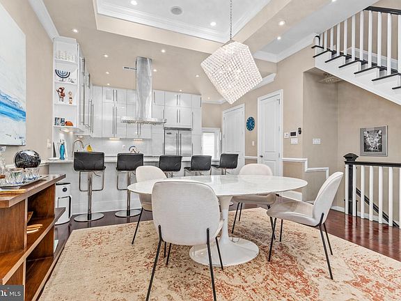 5th image of 507 K St NE #2