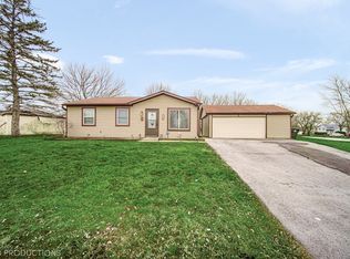 17403 Wellington Dr, Hazel Crest, IL 60429