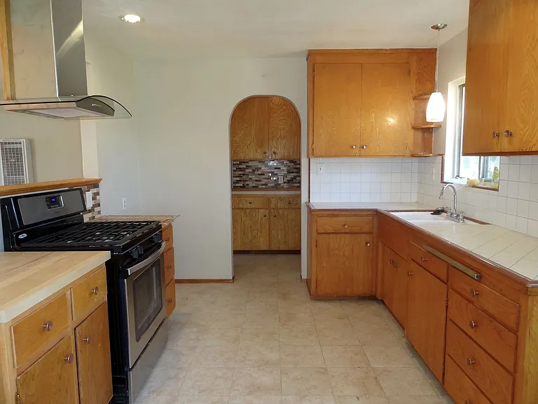 1395 Olympus Dr — Photo 6