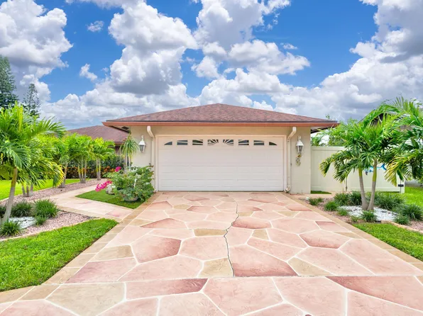 1294 Larch Way Way, Wellington, FL 33414