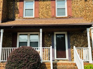 326 San Roman Dr #1, Chesapeake, VA 23322