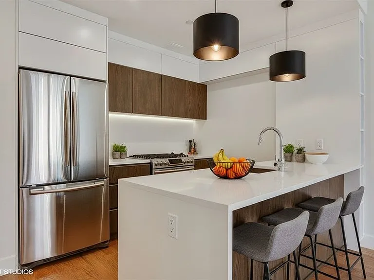 2100 Bedford Ave #4E — Photo 3