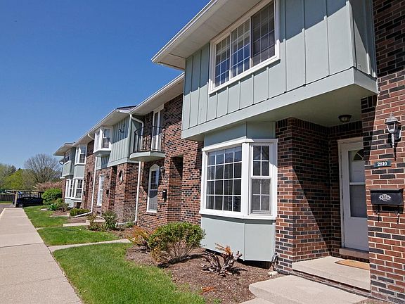 2nd image of 2810 Page Ave #32