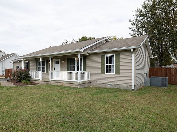 2nd image of 2515 Lincoya Dr