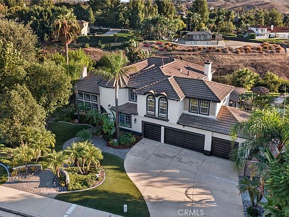 4th image of 1938 Apostle Ln