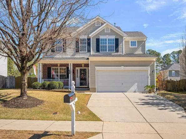 2017 Satinwood Dr, Clayton, NC 27520