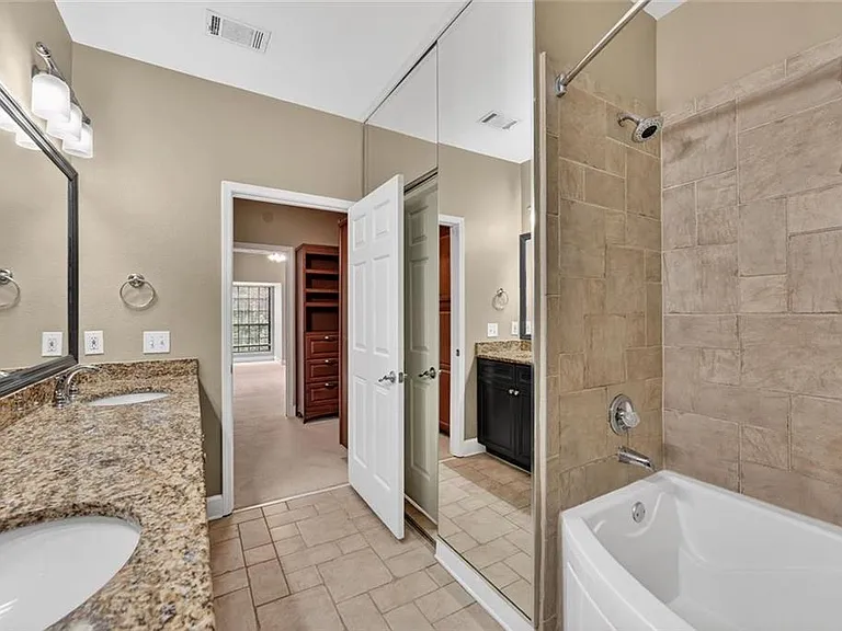 2865 Lenox Rd NE #610 — Photo 9