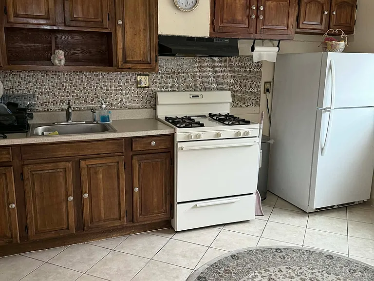 254 Terrace Ave #2 — Photo 13