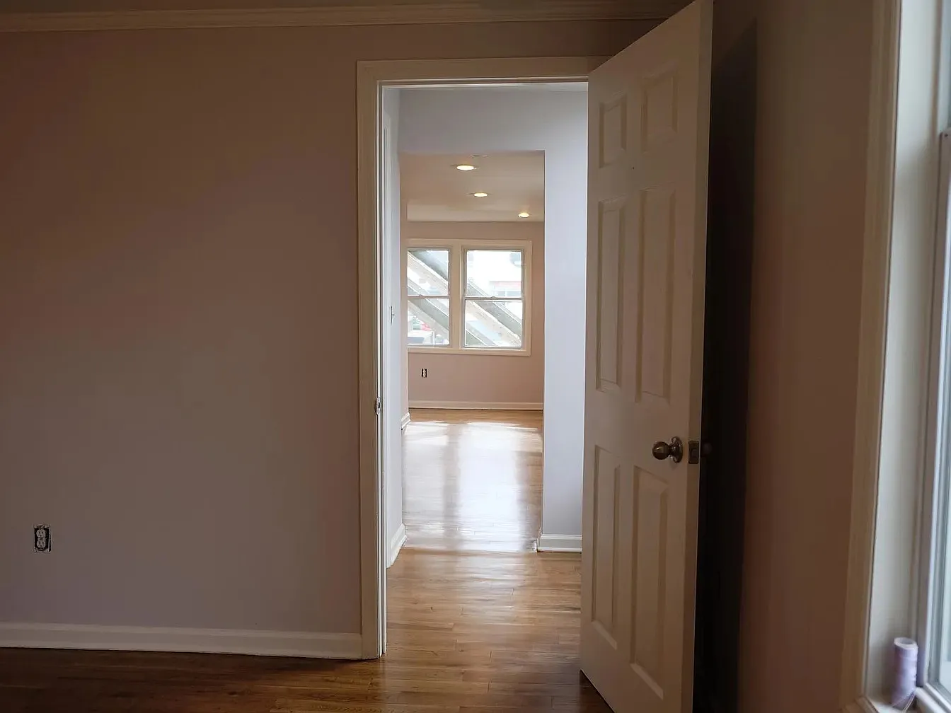 1 bed, 500 sqft, $1,600 — Photo 2