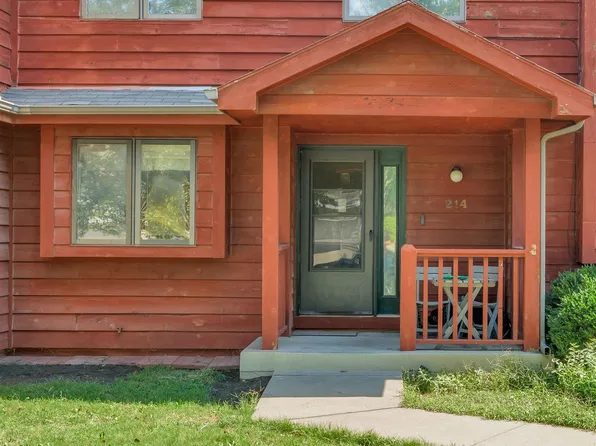 214 Glenview Dr, Lawrence, KS 66049